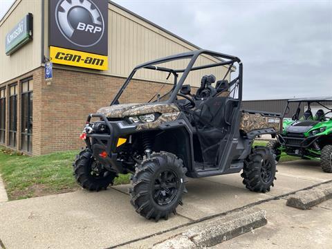 2022 Can-Am Defender X MR HD10 in Mineral Wells, West Virginia - Photo 1