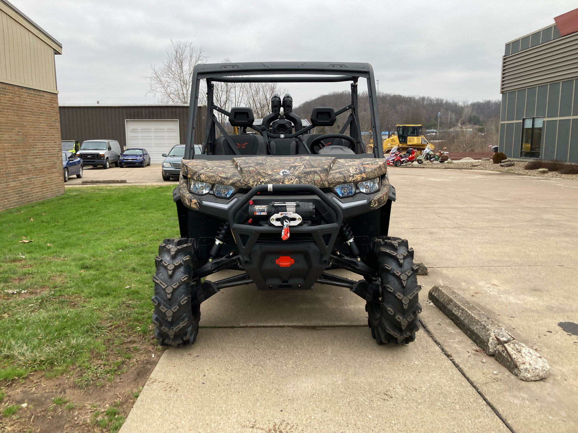 2022 Can-Am Defender X MR HD10 in Mineral Wells, West Virginia - Photo 2