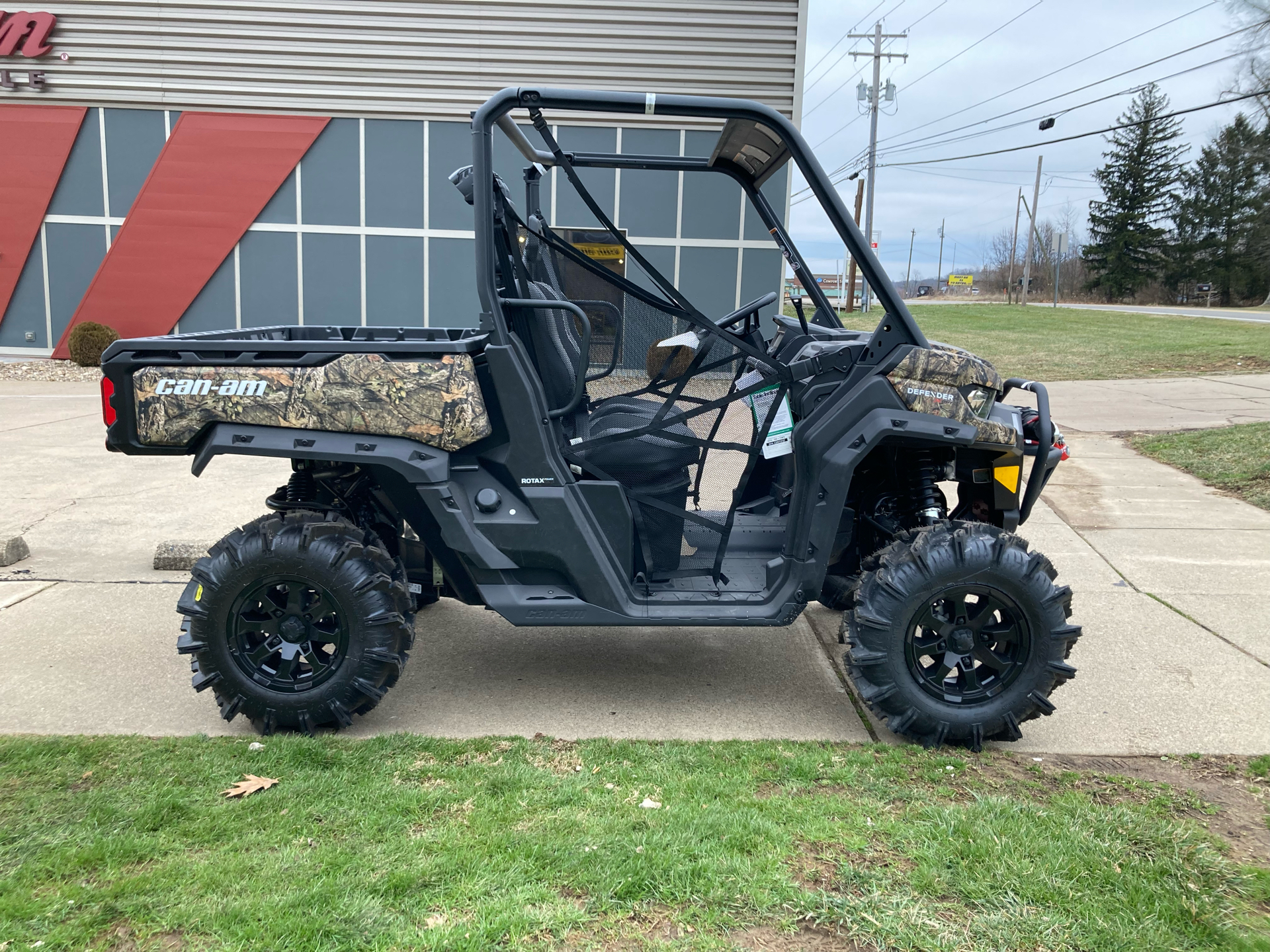 2022 Can-Am Defender X MR HD10 in Mineral Wells, West Virginia - Photo 4