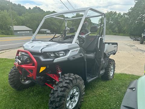 2024 Can-Am Defender X MR in Mineral Wells, West Virginia - Photo 2