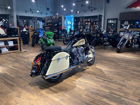 2019 Indian Chieftain® Classic ABS in Mineral Wells, West Virginia - Photo 3
