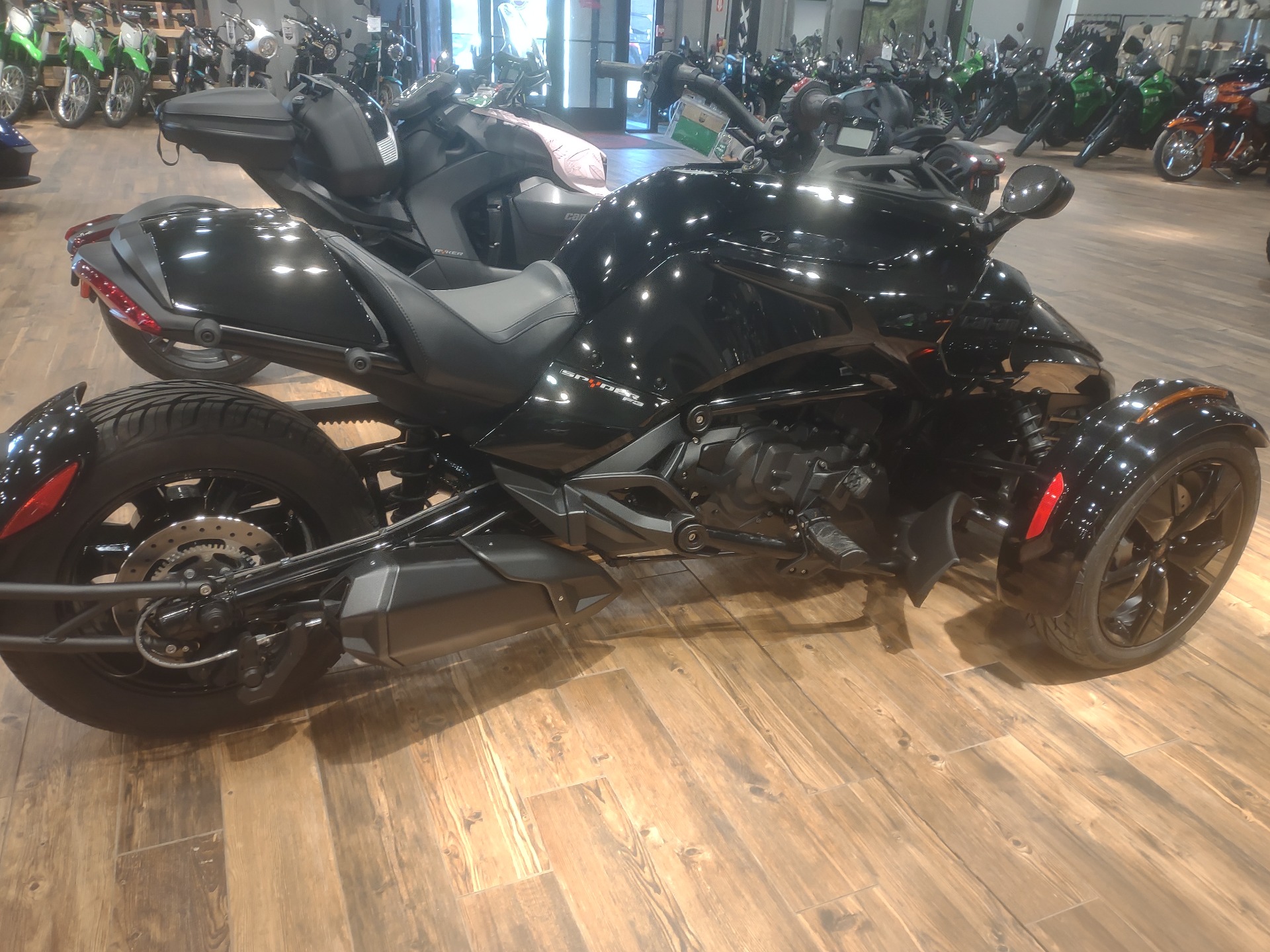 2022 Can-Am Spyder F3 in Mineral Wells, West Virginia - Photo 6