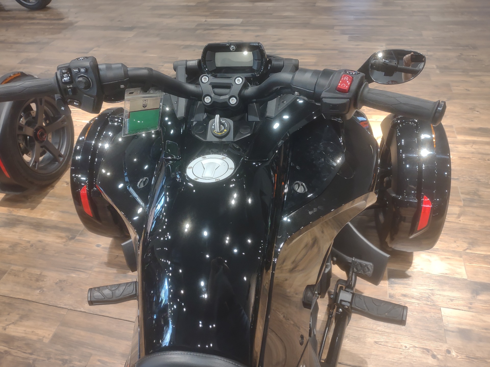 2022 Can-Am Spyder F3 in Mineral Wells, West Virginia - Photo 7