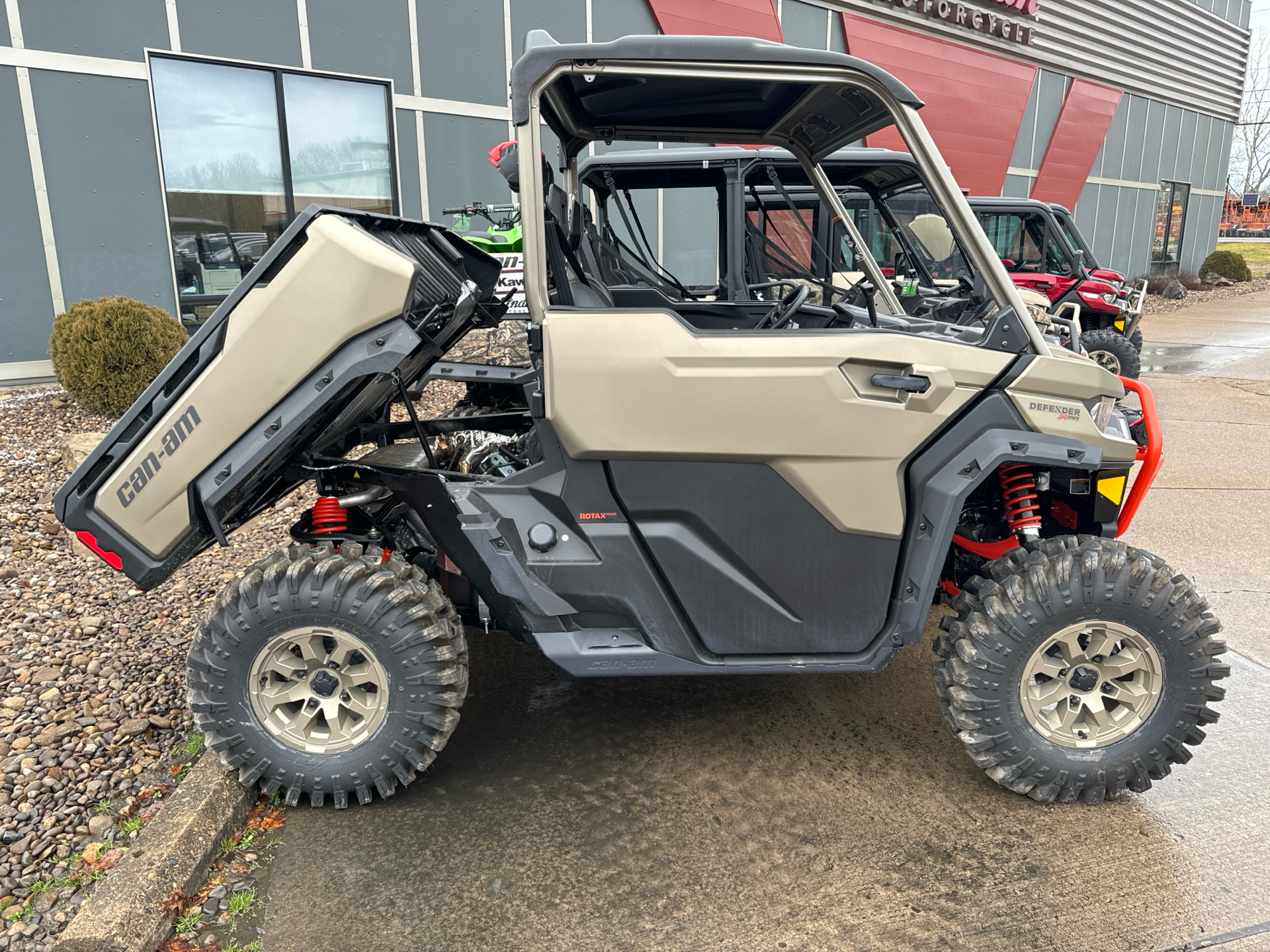 2023 Can-Am Defender X MR With Half Doors HD10 in Mineral Wells, West Virginia - Photo 4