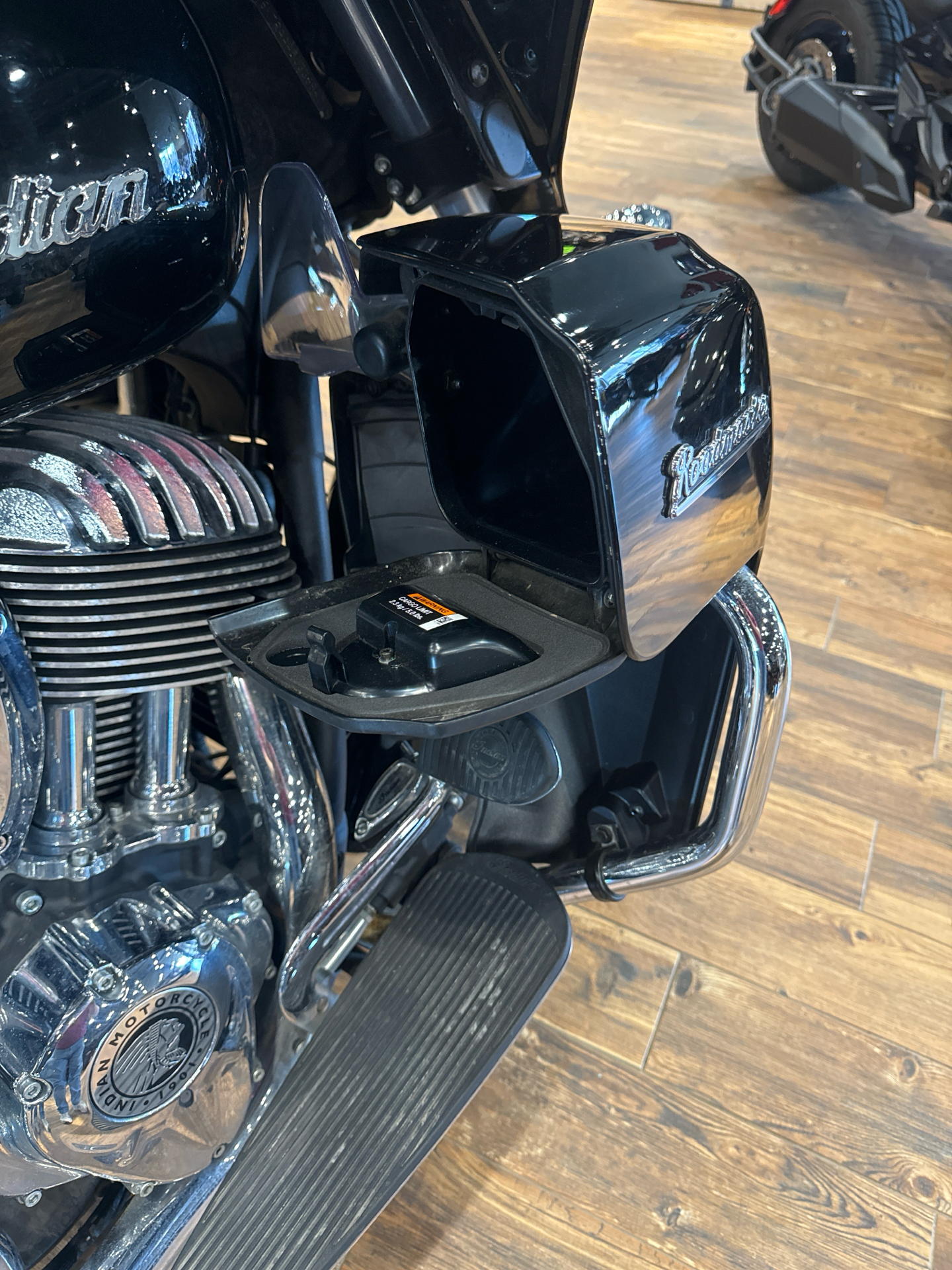2018 Indian Motorcycle Roadmaster® ABS in Mineral Wells, West Virginia - Photo 6