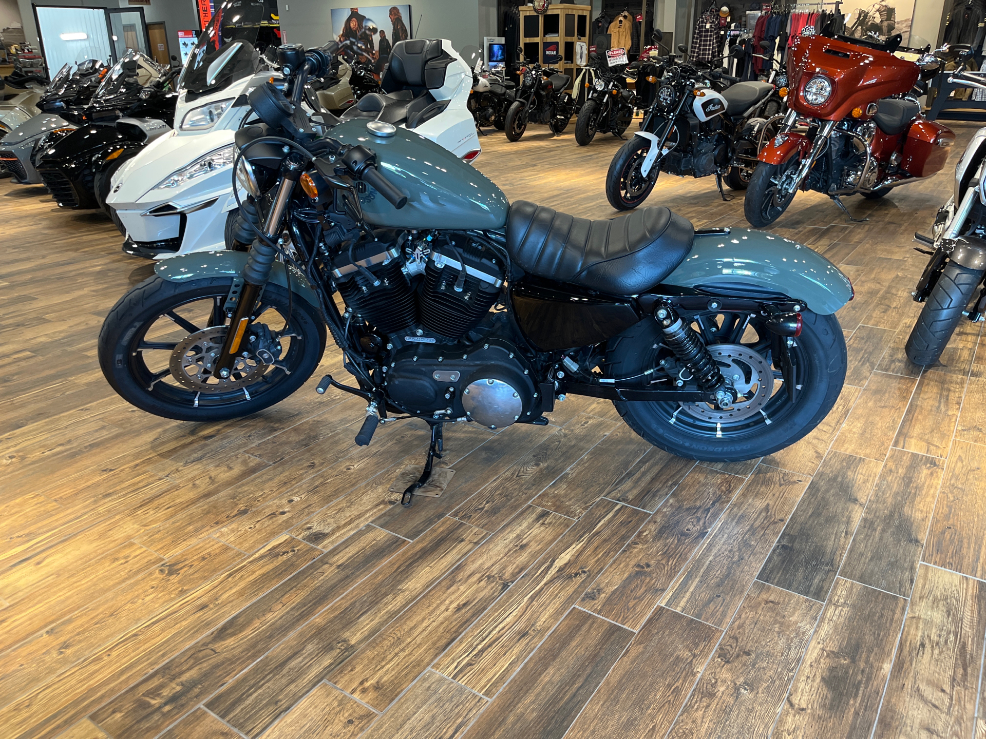 2021 Harley-Davidson Iron 883™ in Mineral Wells, West Virginia - Photo 1