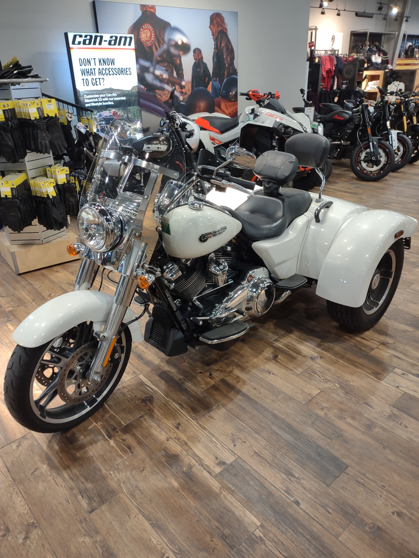 2019 Harley-Davidson Freewheeler® in Mineral Wells, West Virginia - Photo 2