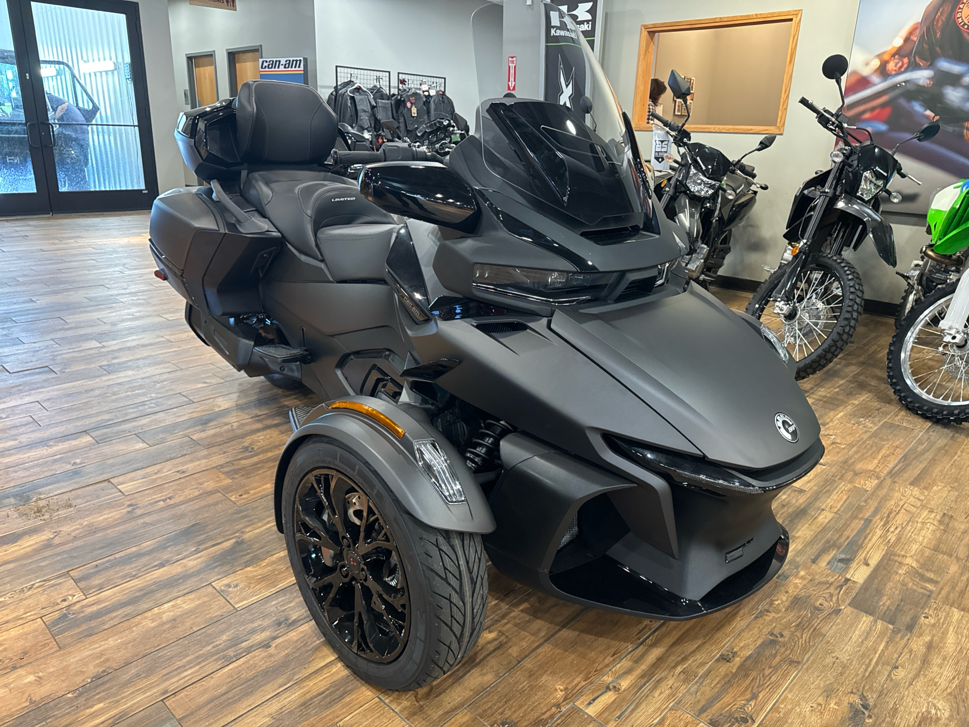 2024 Can-Am Spyder RT Limited in Mineral Wells, West Virginia - Photo 2