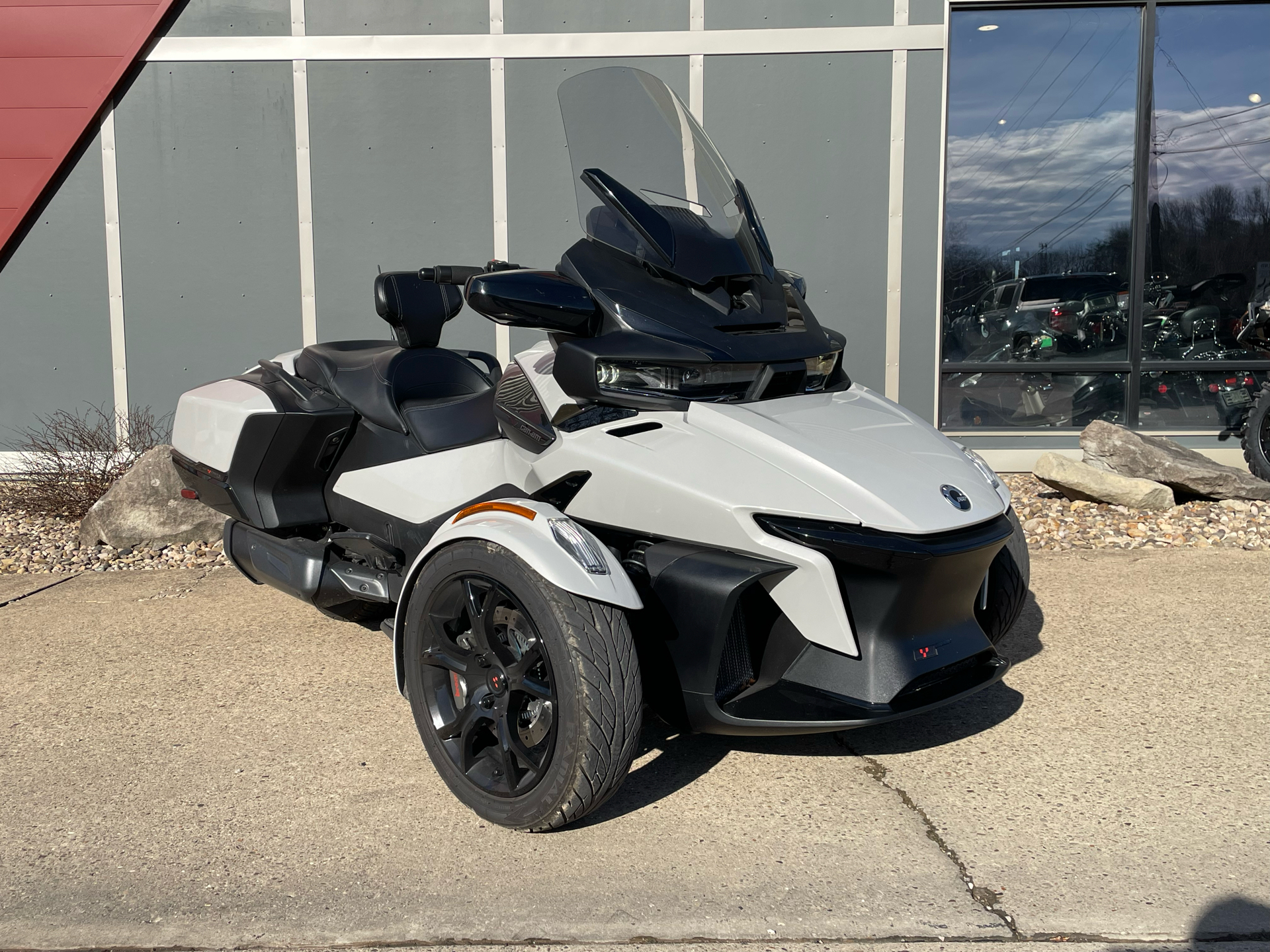 2021 Can-Am Spyder RT in Mineral Wells, West Virginia - Photo 1