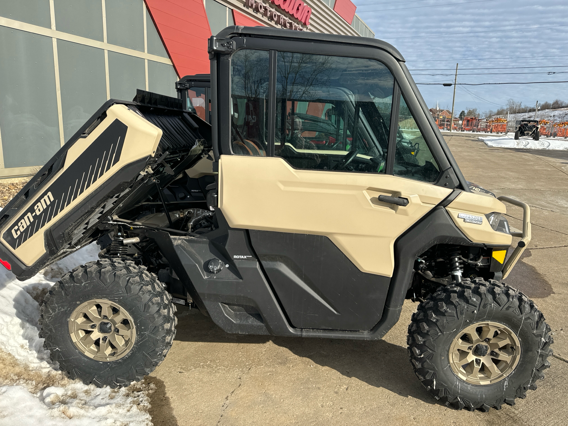 2024 Can-Am Defender Limited HD10 in Mineral Wells, West Virginia - Photo 3