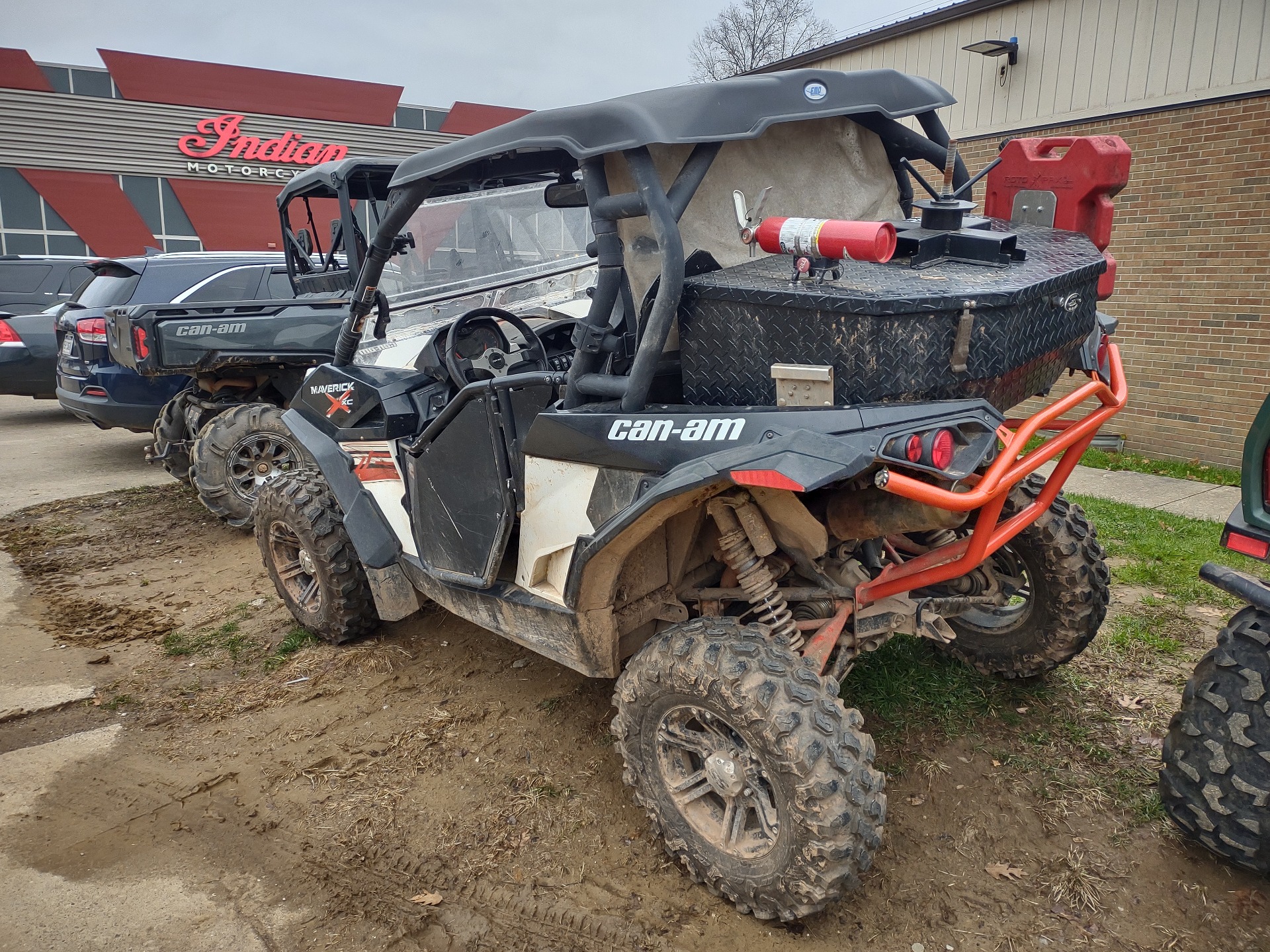 2014 Can-Am Maverick™ X® xc DPS™ 1000R in Mineral Wells, West Virginia - Photo 2