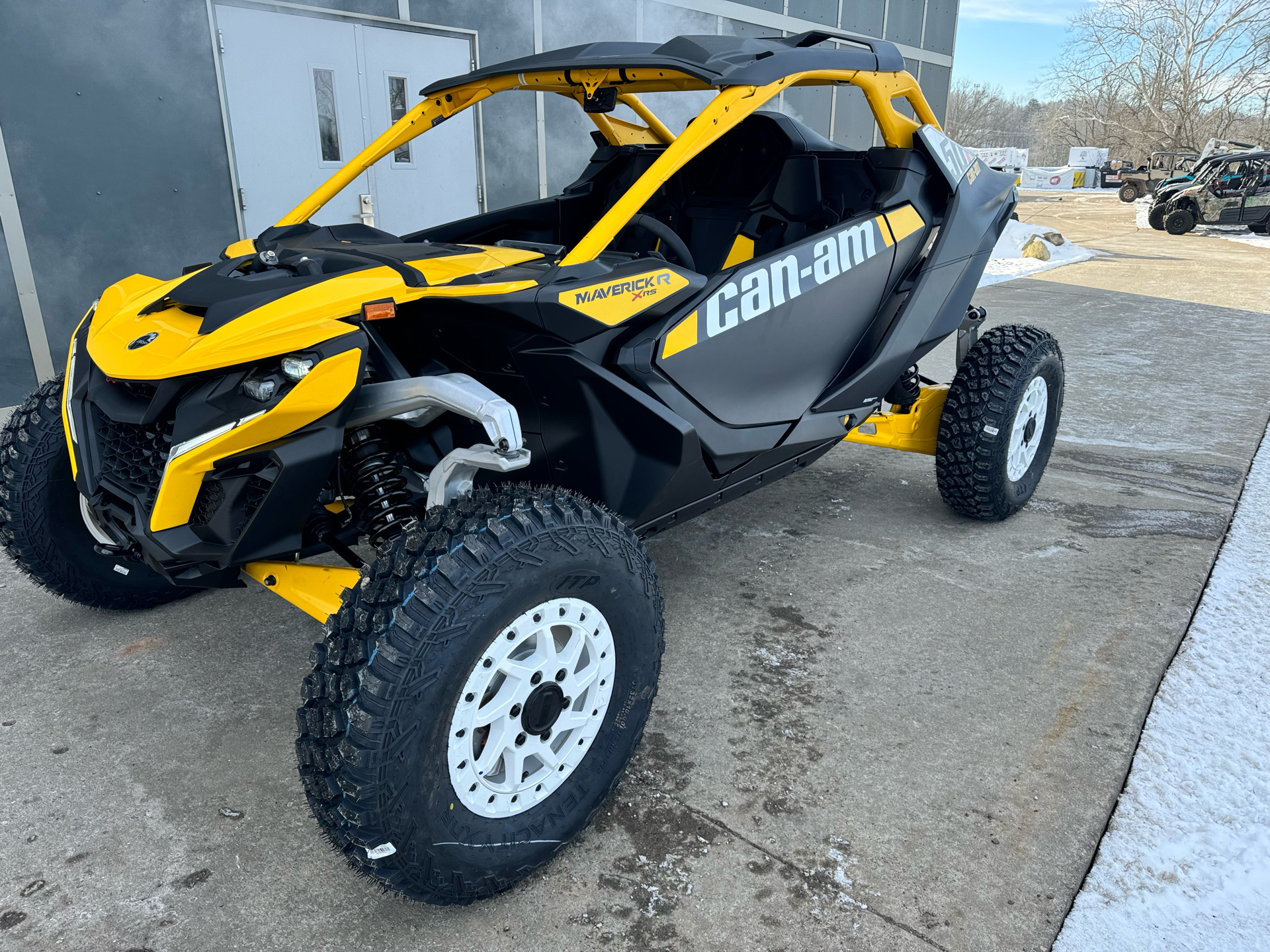 2024 Can-Am Maverick R X RS 999T DCT in Mineral Wells, West Virginia - Photo 1