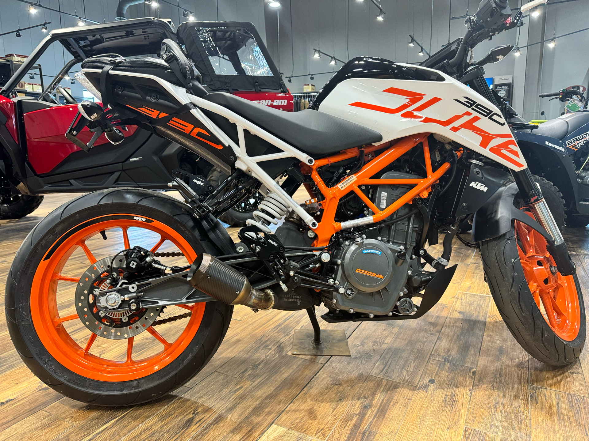 2019 KTM 390 Duke in Mineral Wells, West Virginia - Photo 6