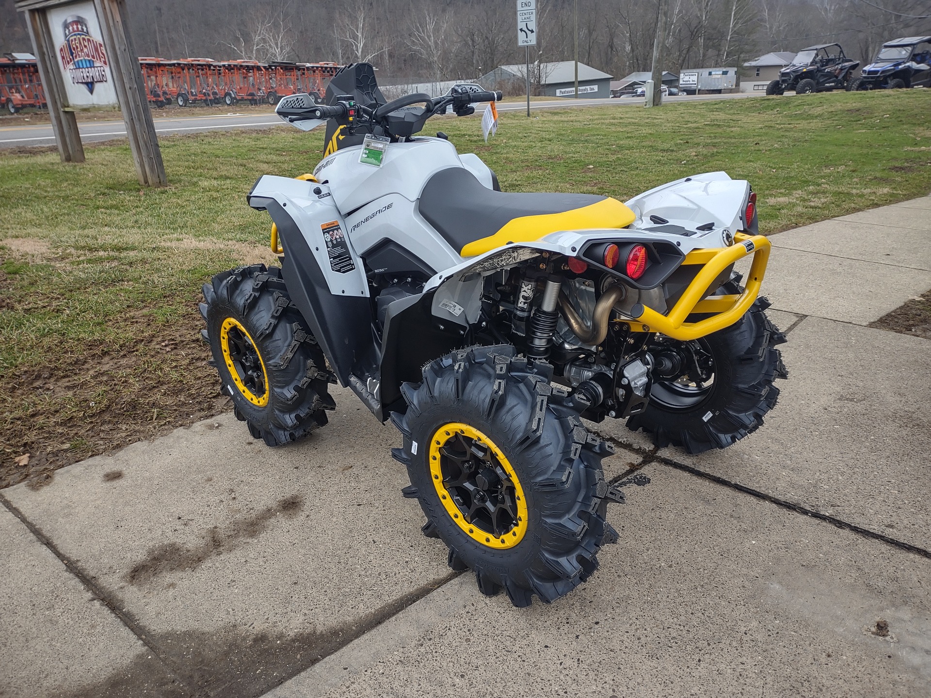 2023 Can-Am Renegade X MR 1000R in Mineral Wells, West Virginia - Photo 7