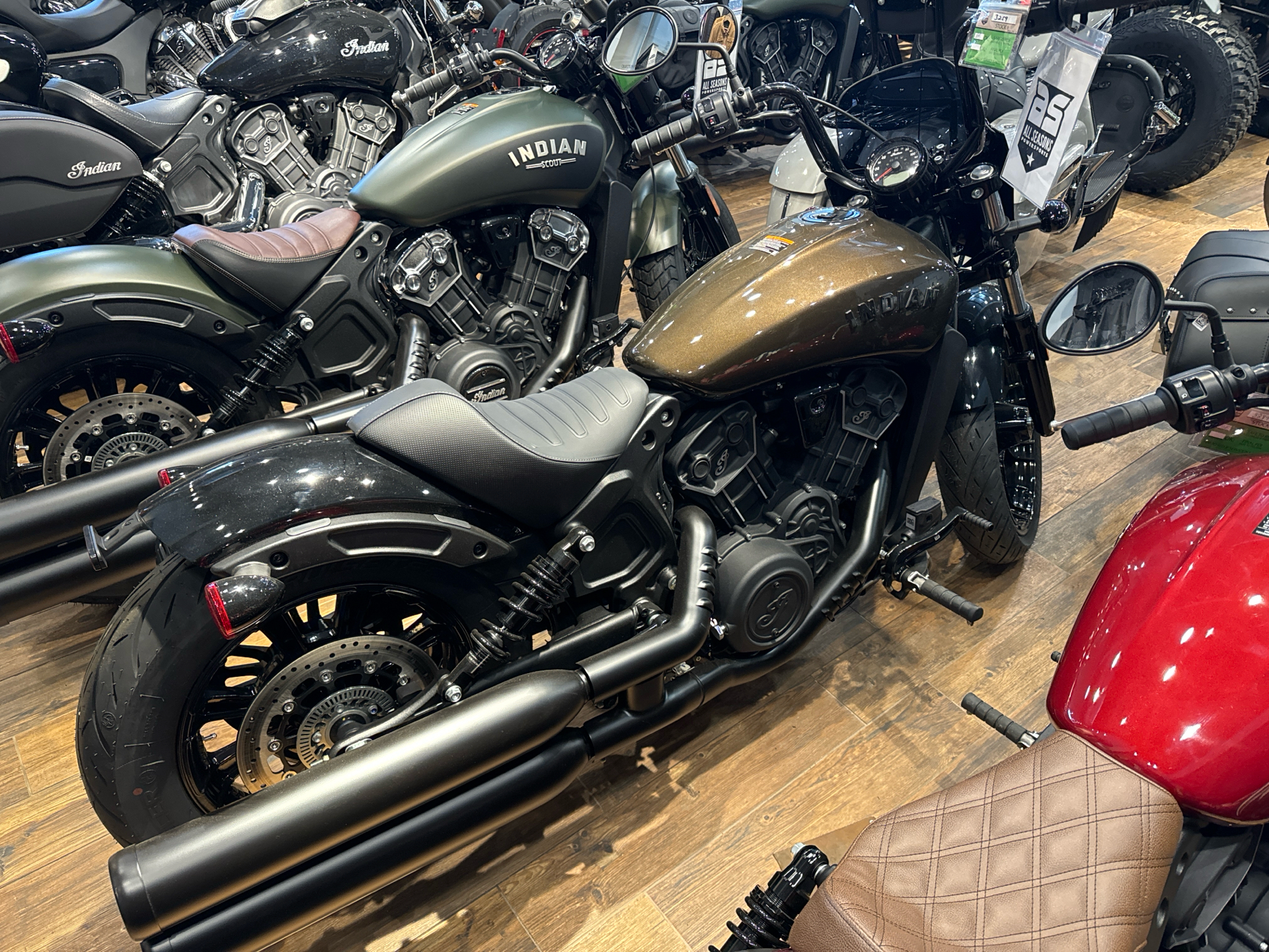 2023 Indian Motorcycle Scout® Rogue Sixty ABS in Mineral Wells, West Virginia - Photo 3