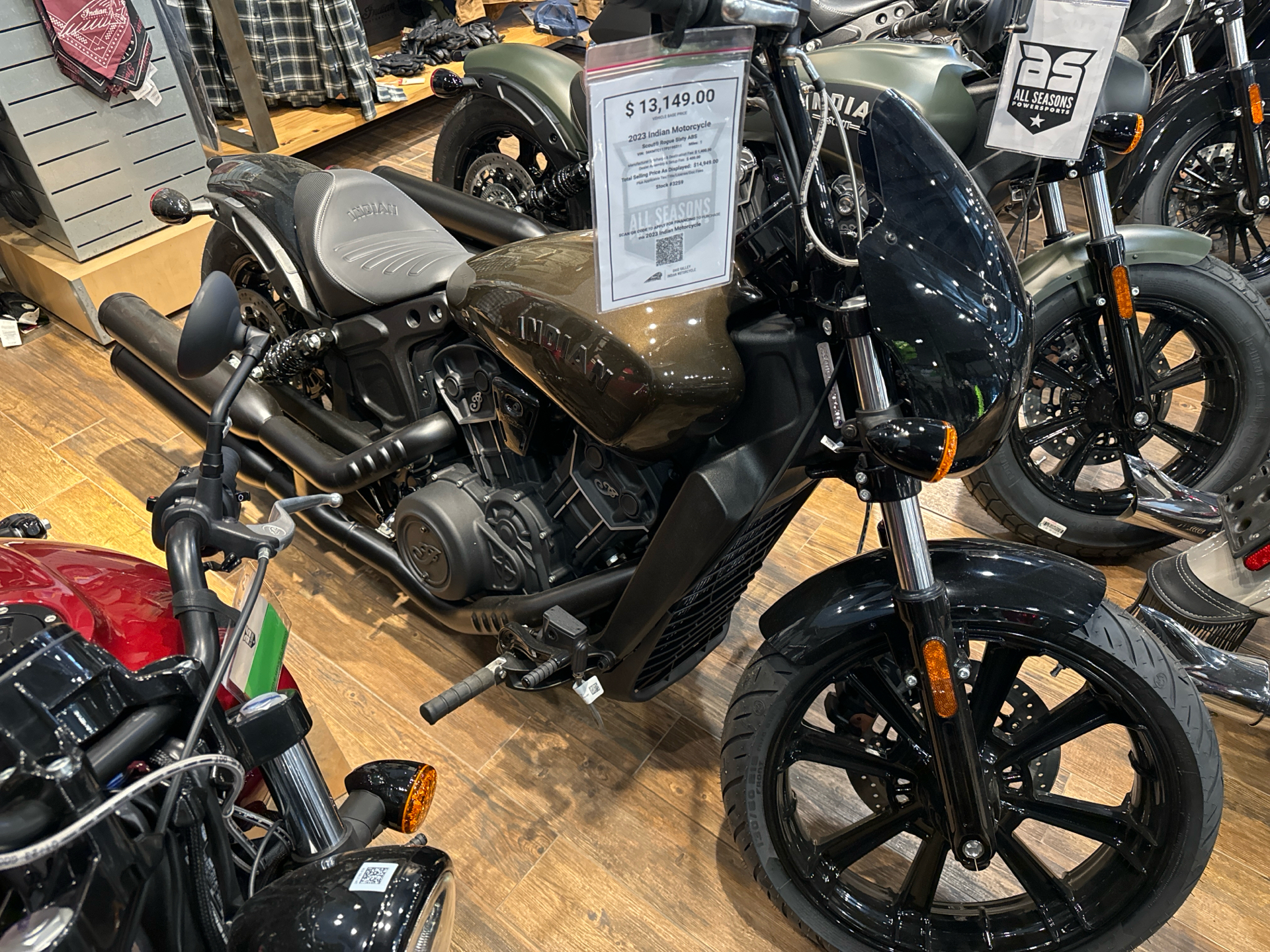 2023 Indian Motorcycle Scout® Rogue Sixty ABS in Mineral Wells, West Virginia - Photo 4