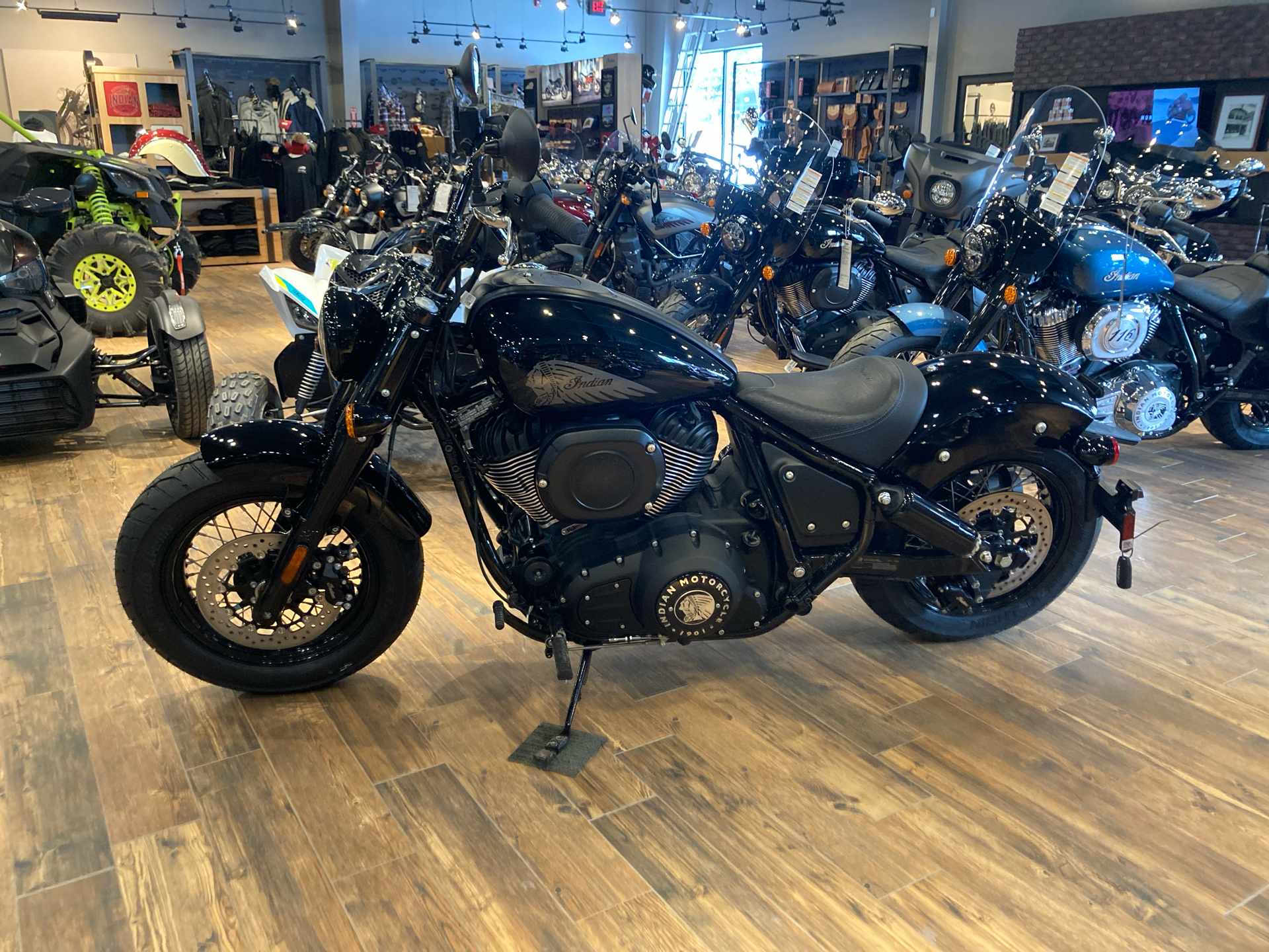 2022 Indian Chief Bobber in Mineral Wells, West Virginia - Photo 6