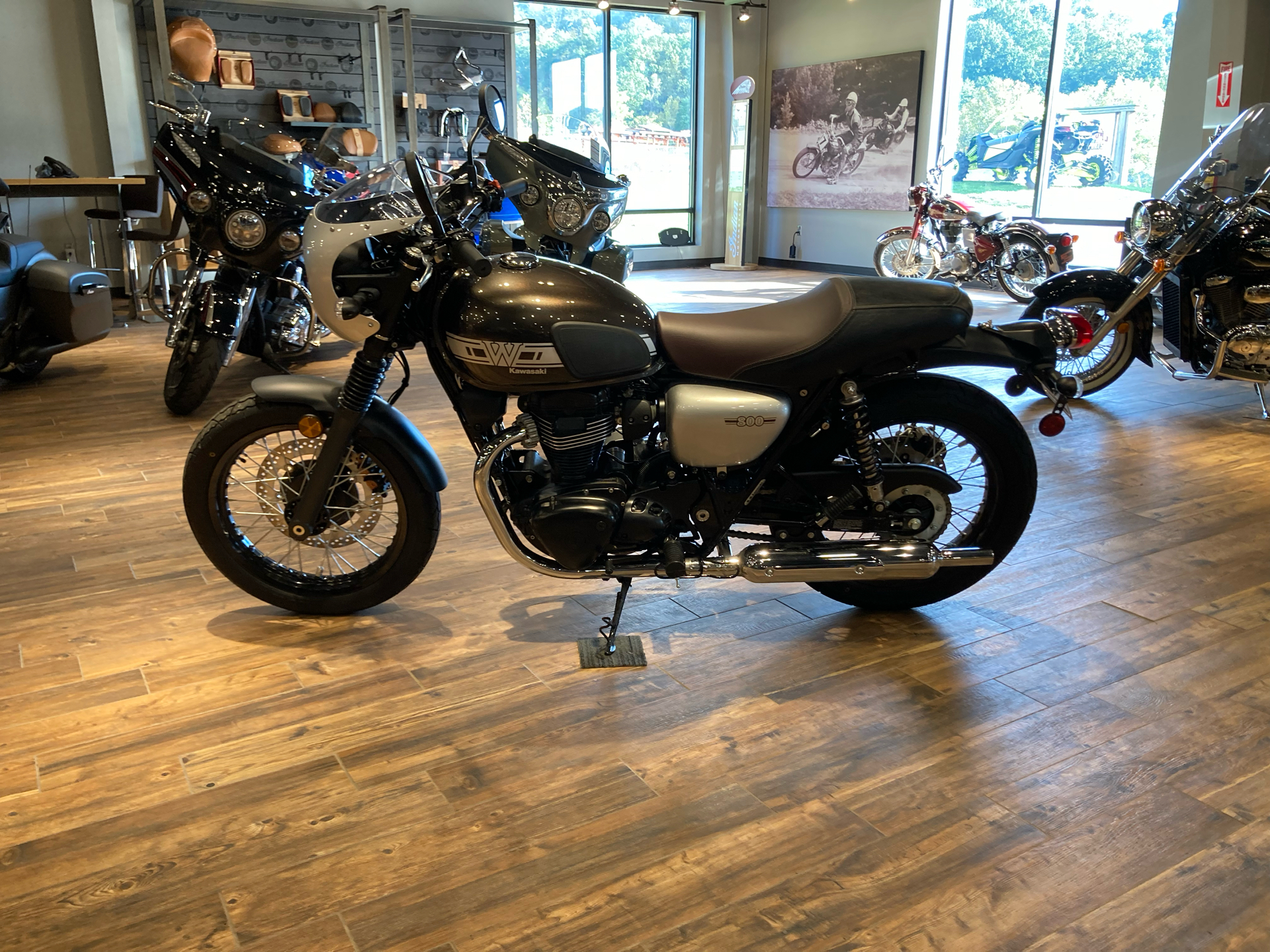 2019 Kawasaki W800 Cafe in Mineral Wells, West Virginia - Photo 5