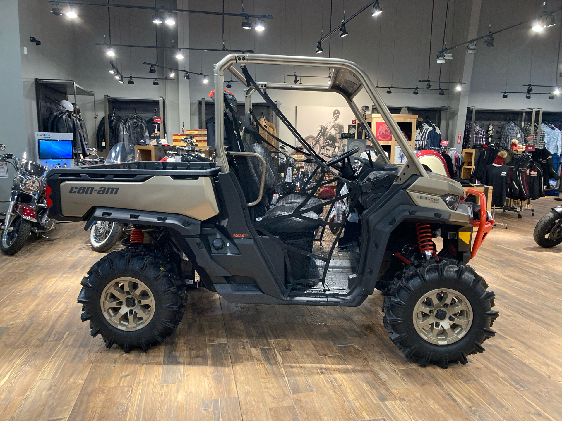 2022 Can-Am Defender X MR HD10 in Mineral Wells, West Virginia - Photo 4