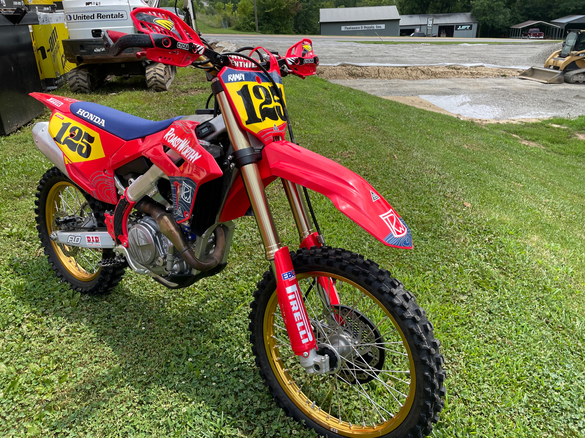 2023 Honda CRF450R 50th Anniversary Edition in Mineral Wells, West Virginia - Photo 3