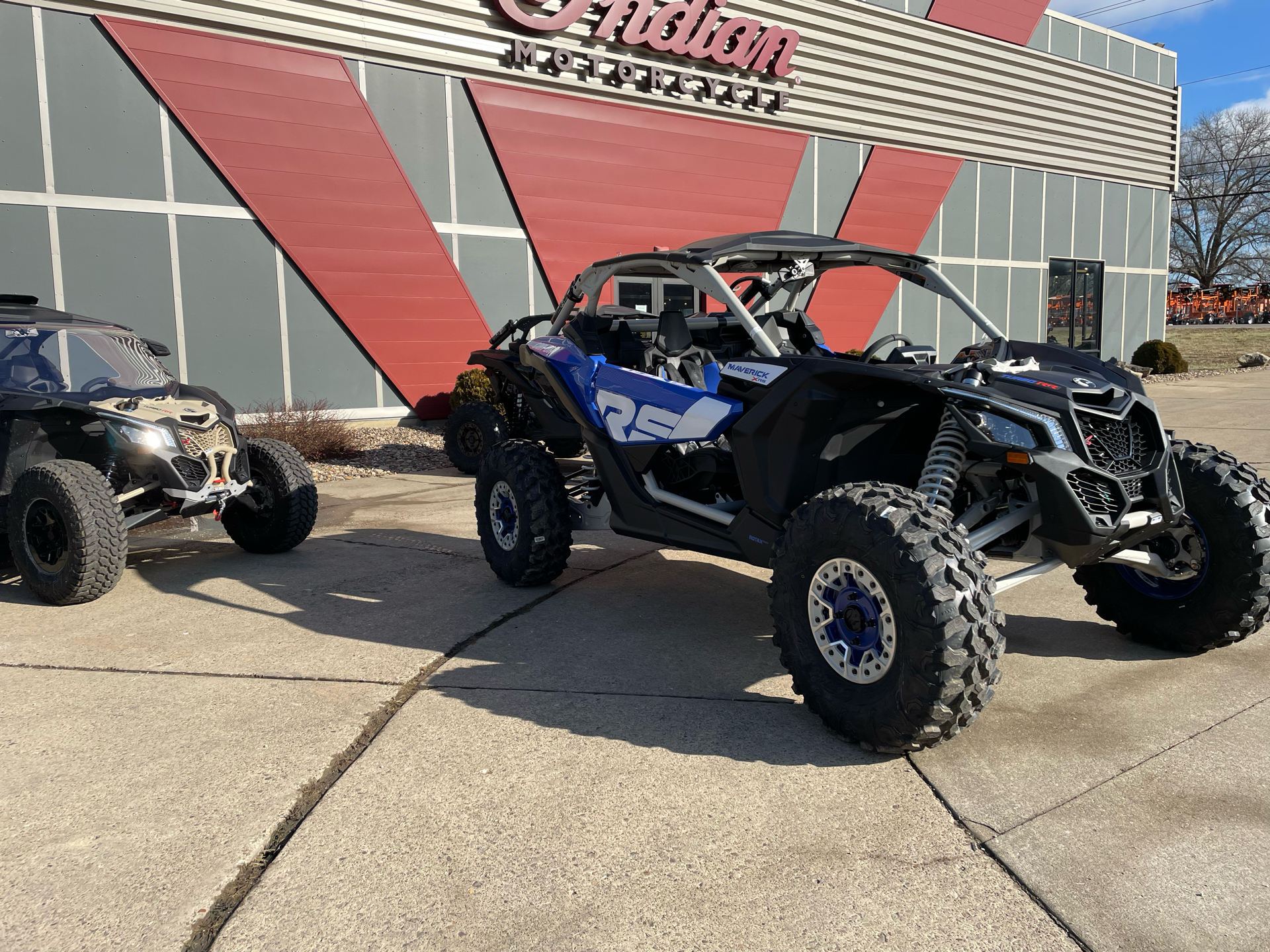 2023 Can-Am Maverick X3 X RS Turbo RR with Smart-Shox 72 in Mineral Wells, West Virginia - Photo 2
