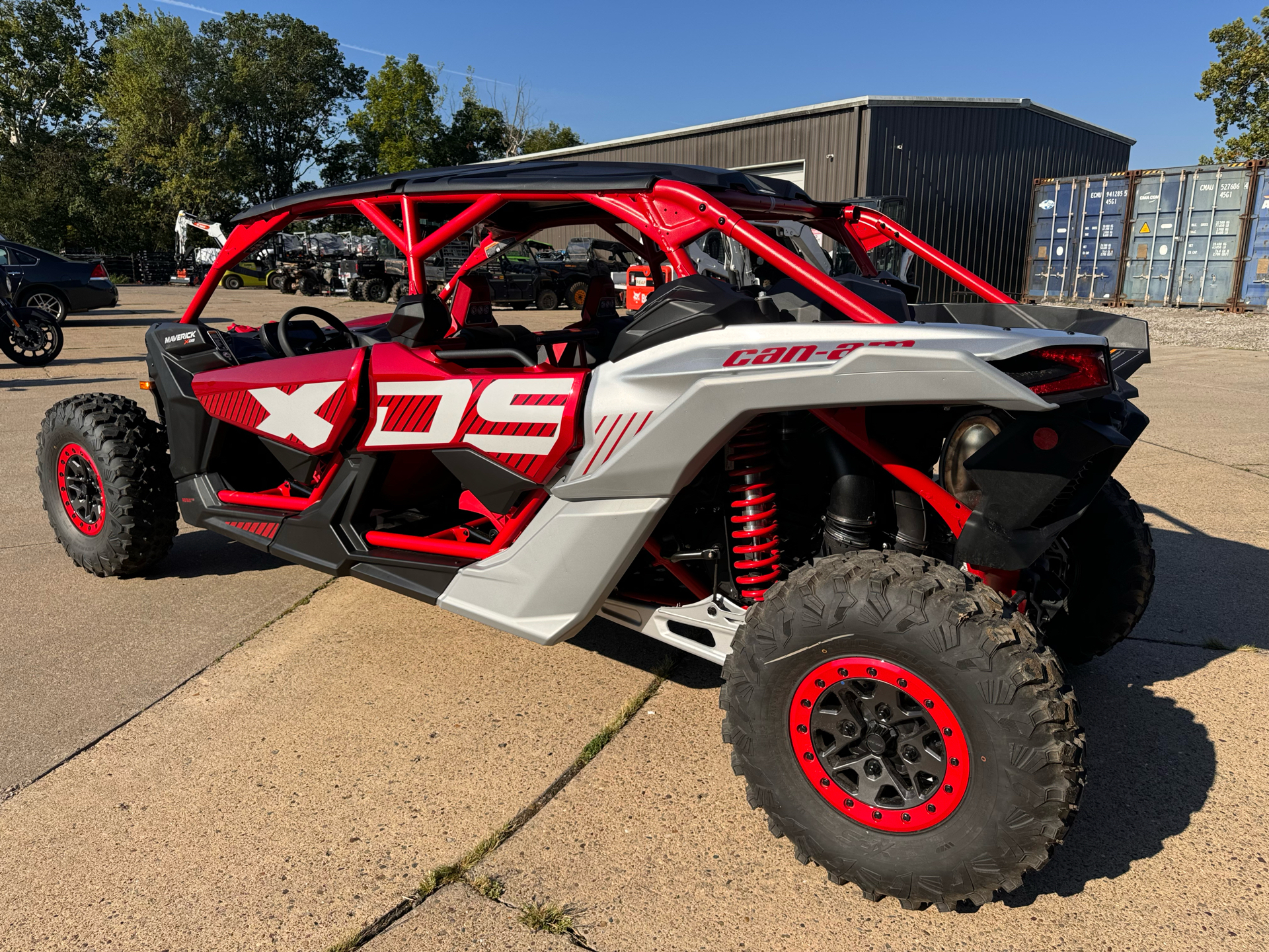 2025 Can-Am Maverick X3 MAX X DS Turbo RR in Mineral Wells, West Virginia - Photo 2