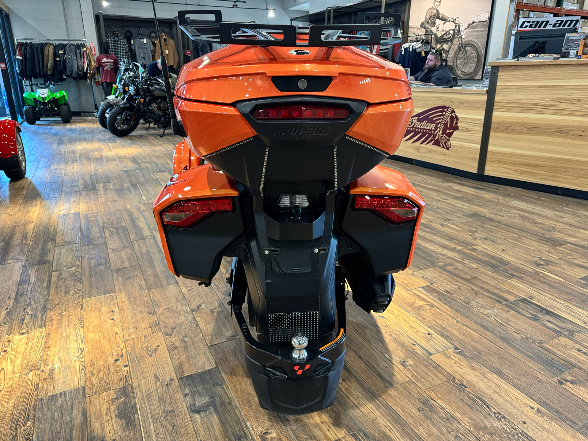 2019 Can-Am Spyder F3 Limited in Mineral Wells, West Virginia - Photo 8