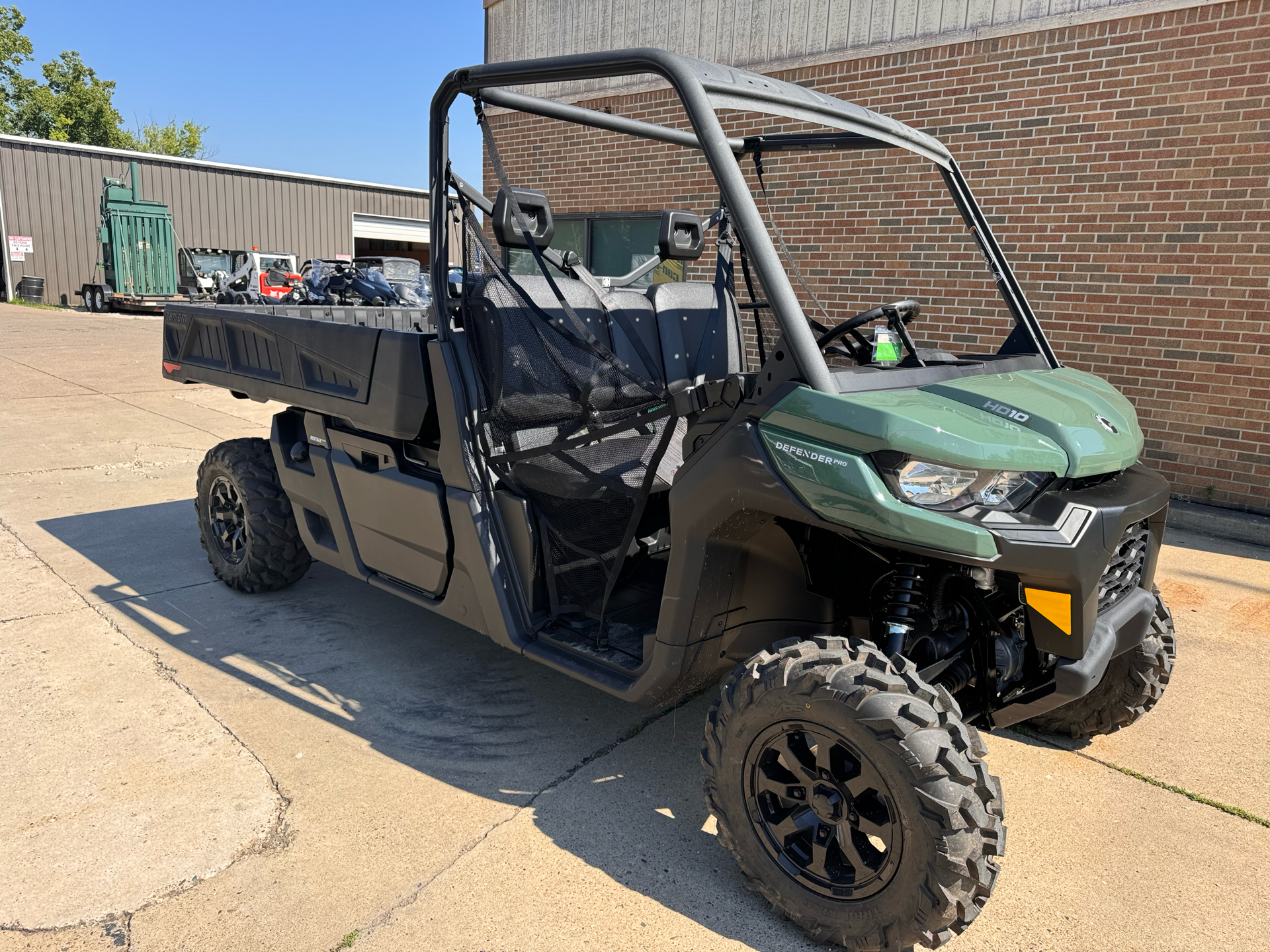 2024 Can-Am Defender Pro DPS in Mineral Wells, West Virginia - Photo 3