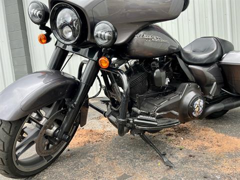 2014 Harley-Davidson Street Glide® Special in Pensacola, Florida - Photo 10
