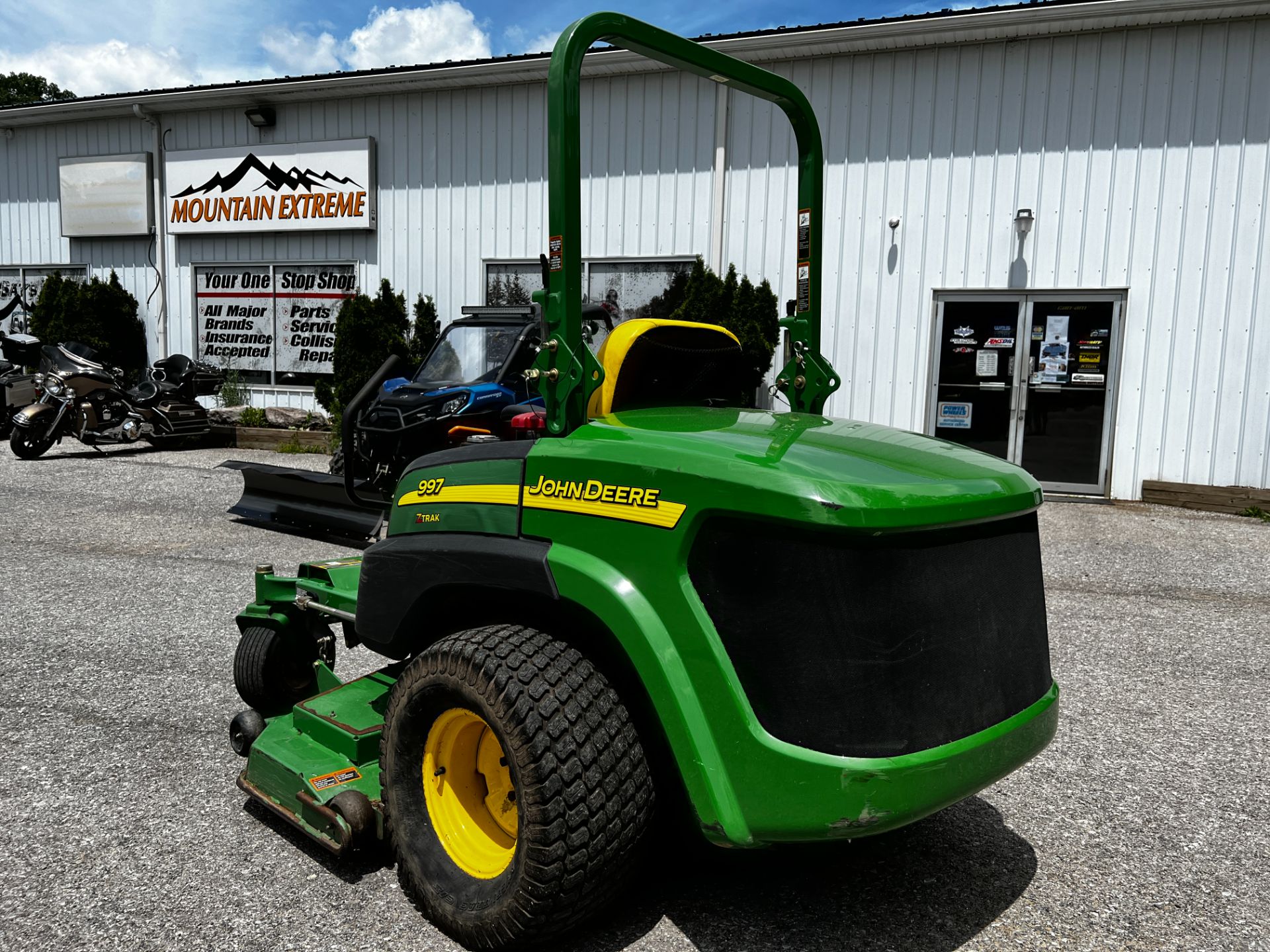 John Deere 997 Diesel (60 in.) in Rockton, Pennsylvania - Photo 11