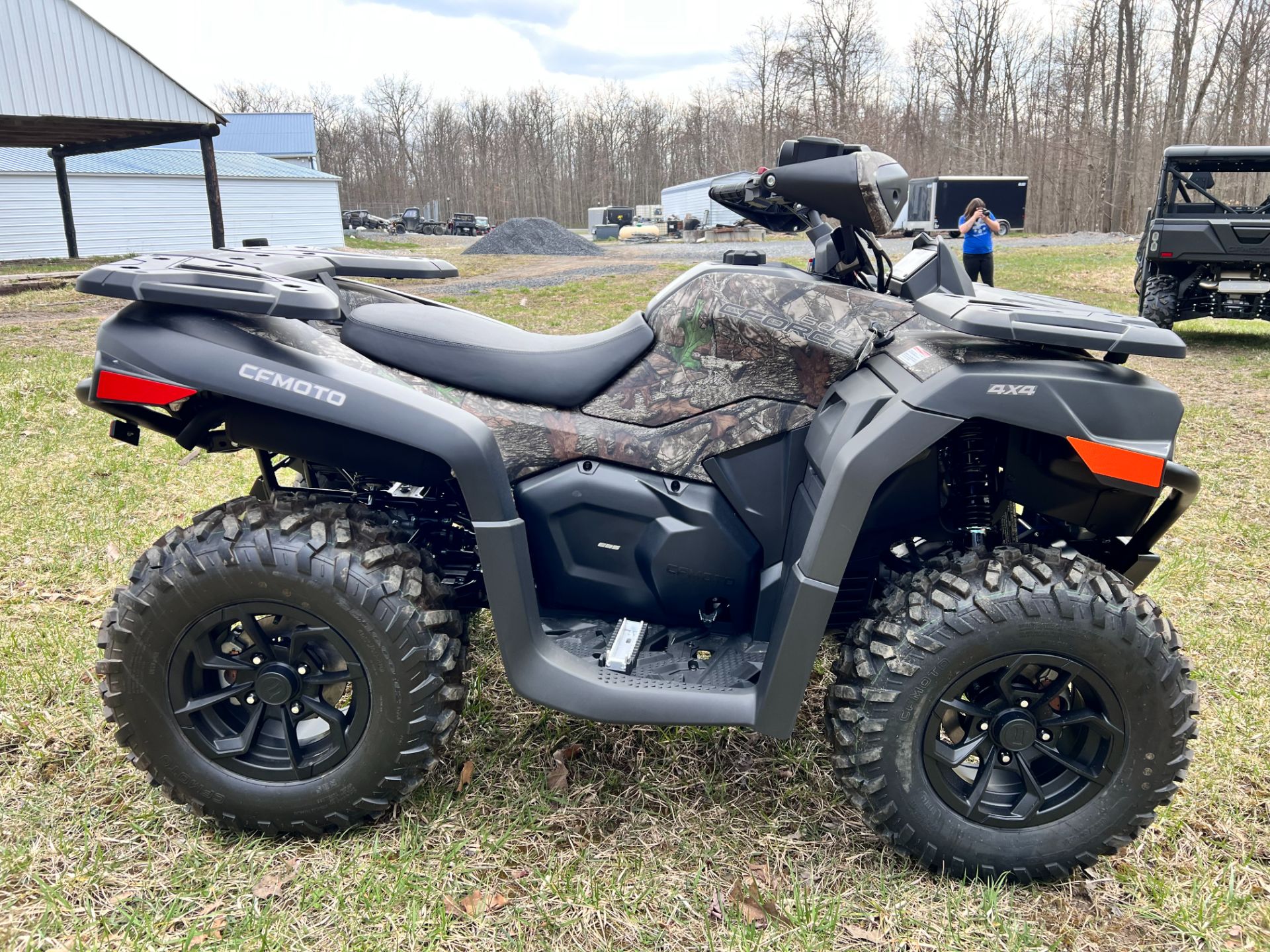 2024 CFMOTO CForce 600 in Rockton, Pennsylvania - Photo 9