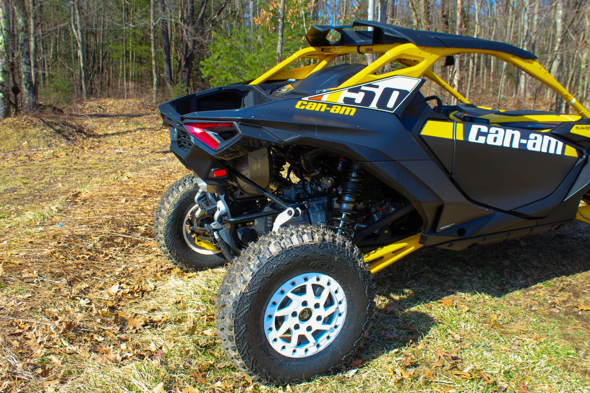 2024 Can-Am Maverick R X RS with Smart-Shox in Rockton, Pennsylvania - Photo 8