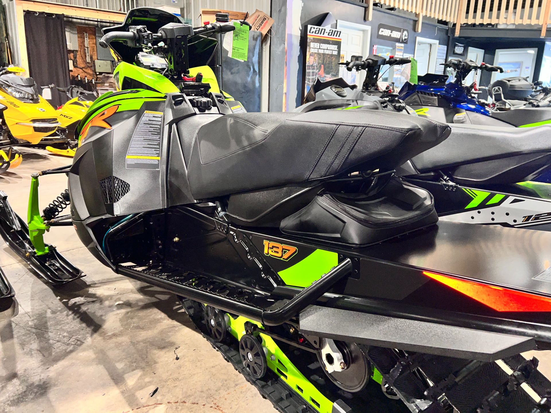 2024 Arctic Cat ZR 8000 QS3 ES in Rockton, Pennsylvania - Photo 6