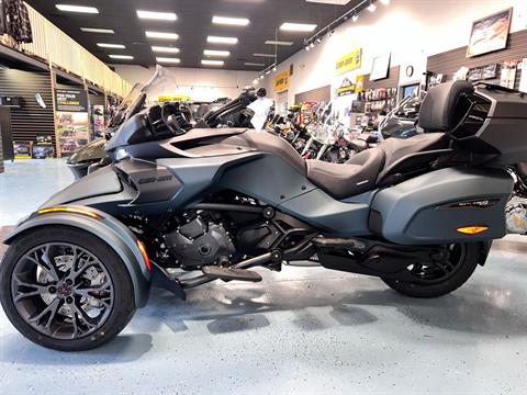 2023 Can-Am Spyder F3 Limited Special Series in Rockton, Pennsylvania - Photo 2