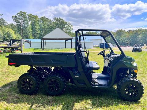 2023 Can-Am Defender 6x6 DPS HD10 in Rockton, Pennsylvania - Photo 6