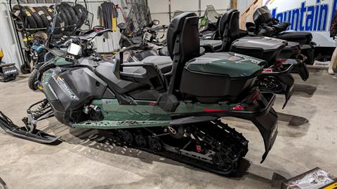 2024 Ski-Doo Grand Touring LE with Luxury Package 900 ACE Silent Ice Track II 1.25 in Rockton, Pennsylvania - Photo 3