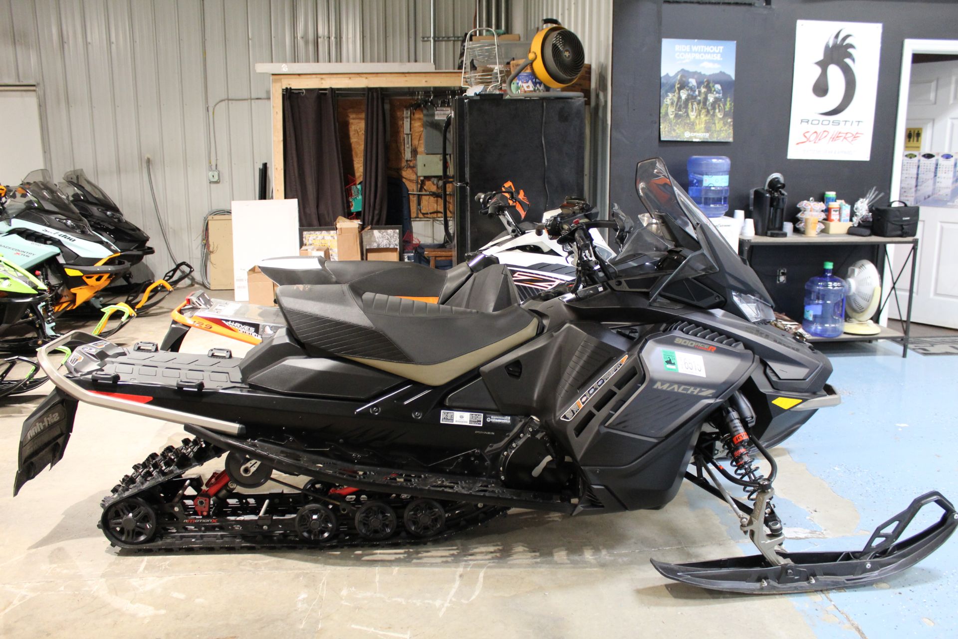 2022 Ski-Doo Mach Z 900 ACE Turbo R ES w/ Smart-Shox, RipSaw 2-ply 1.25 w/ Premium Color Display in Rockton, Pennsylvania - Photo 7