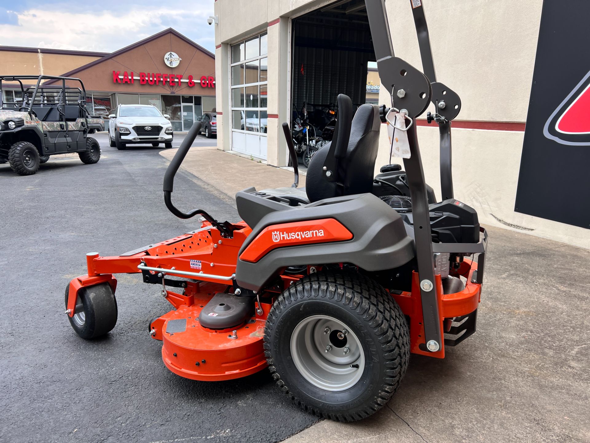 2023 Husqvarna Power Equipment Z454 54 in. Kawasaki FX Series 22 hp in Clearfield, Pennsylvania - Photo 3