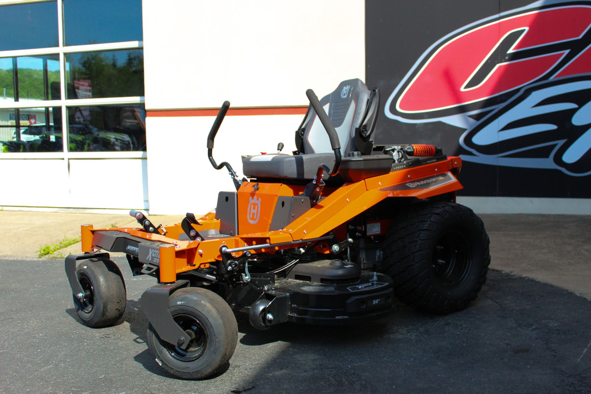 2024 Husqvarna Power Equipment Xcite Z375 54 in. Kohler 7000 Series Pro 26 hp in Clearfield, Pennsylvania - Photo 1