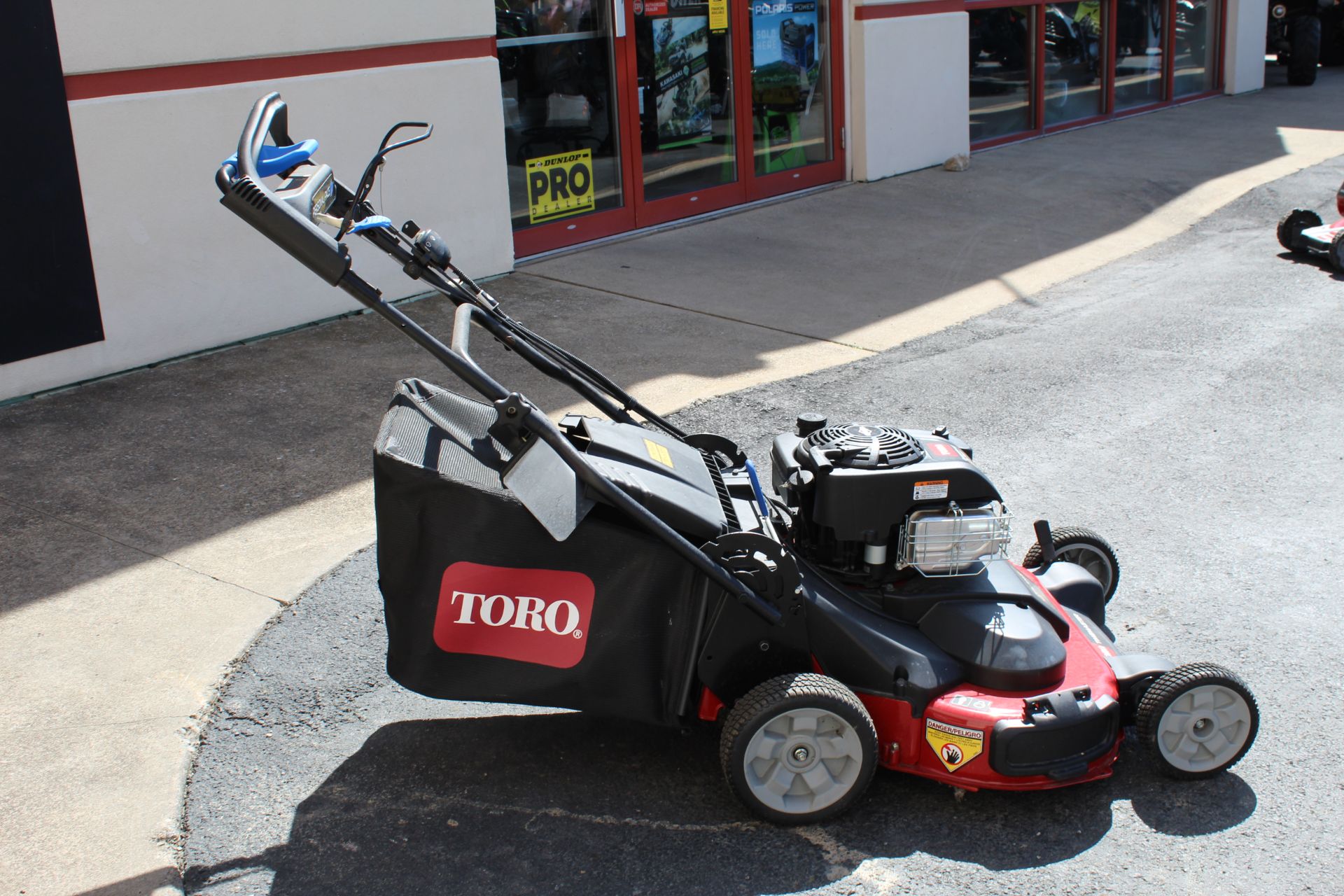 Toro TimeMaster 30 in. Briggs & Stratton 223 cc ES w/ Personal Pace (21200) in Clearfield, Pennsylvania - Photo 4