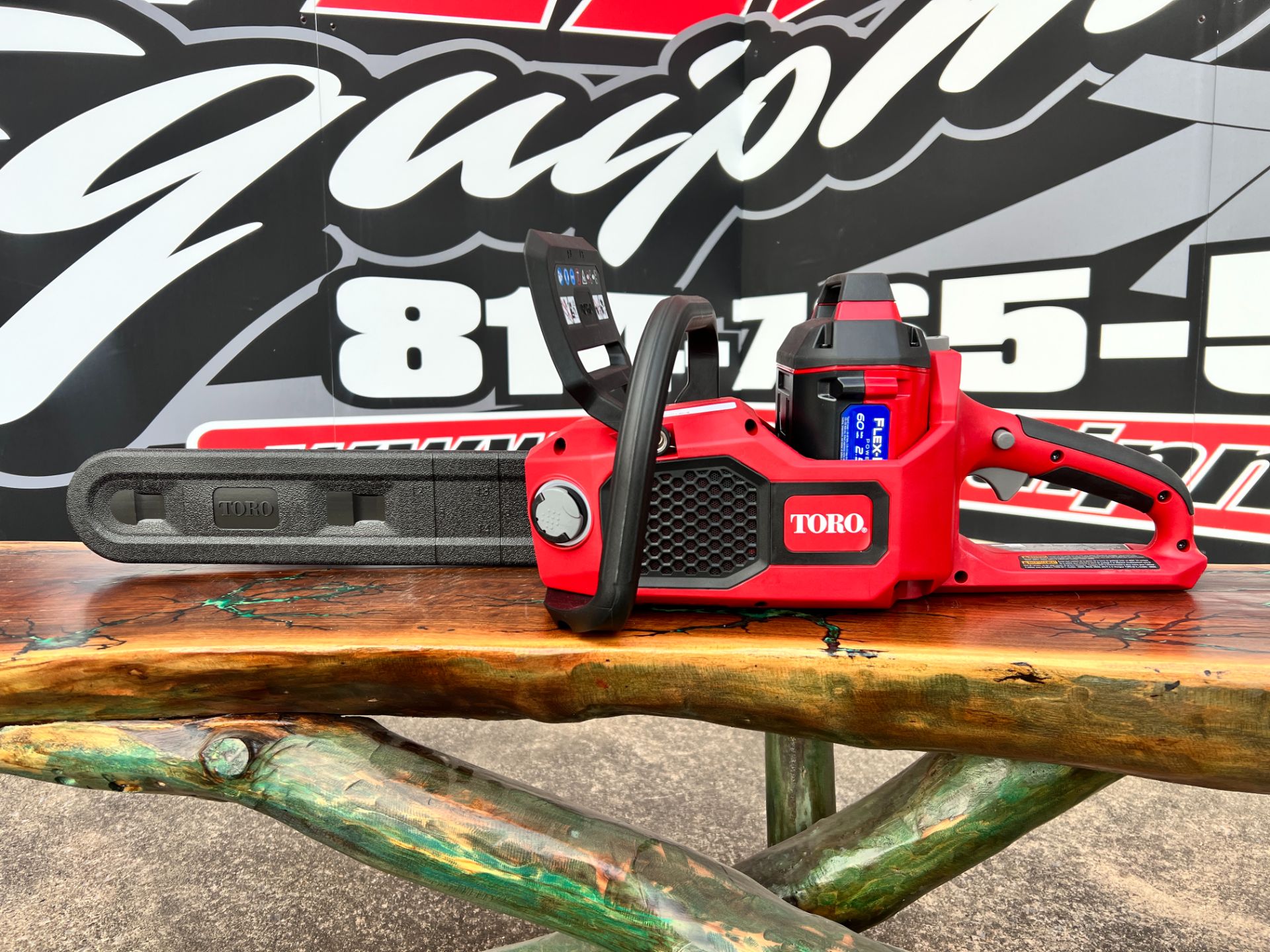 Toro 60V MAX 16 in. Brushless Chainsaw w/ 2.5Ah Battery in Clearfield, Pennsylvania - Photo 1