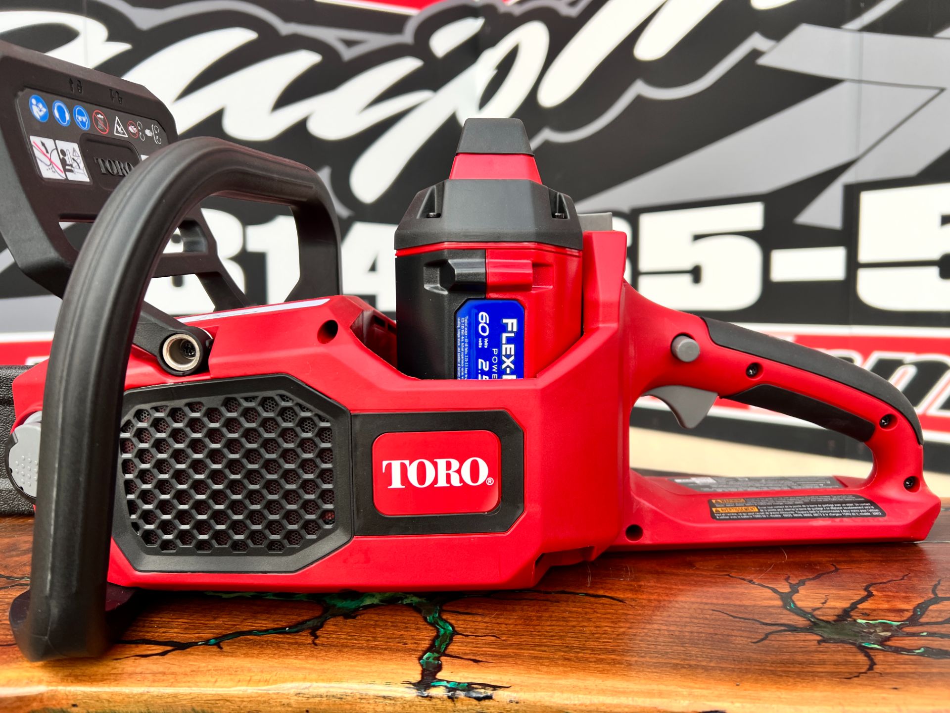 Toro 60V MAX 16 in. Brushless Chainsaw w/ 2.5Ah Battery in Clearfield, Pennsylvania - Photo 2