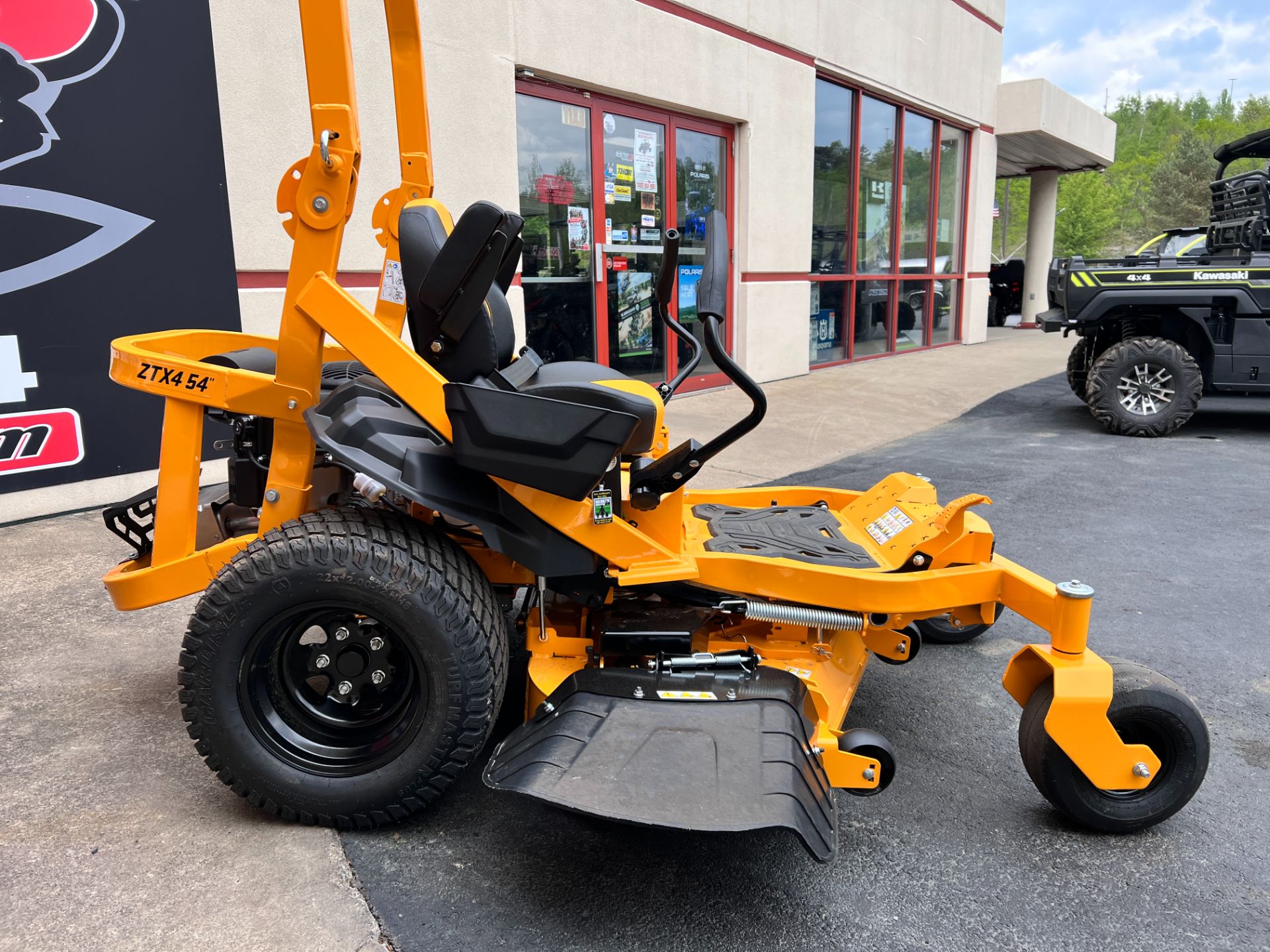 2024 Cub Cadet ZTX4 54 in. Kohler Pro 7000 26 hp in Clearfield, Pennsylvania - Photo 9