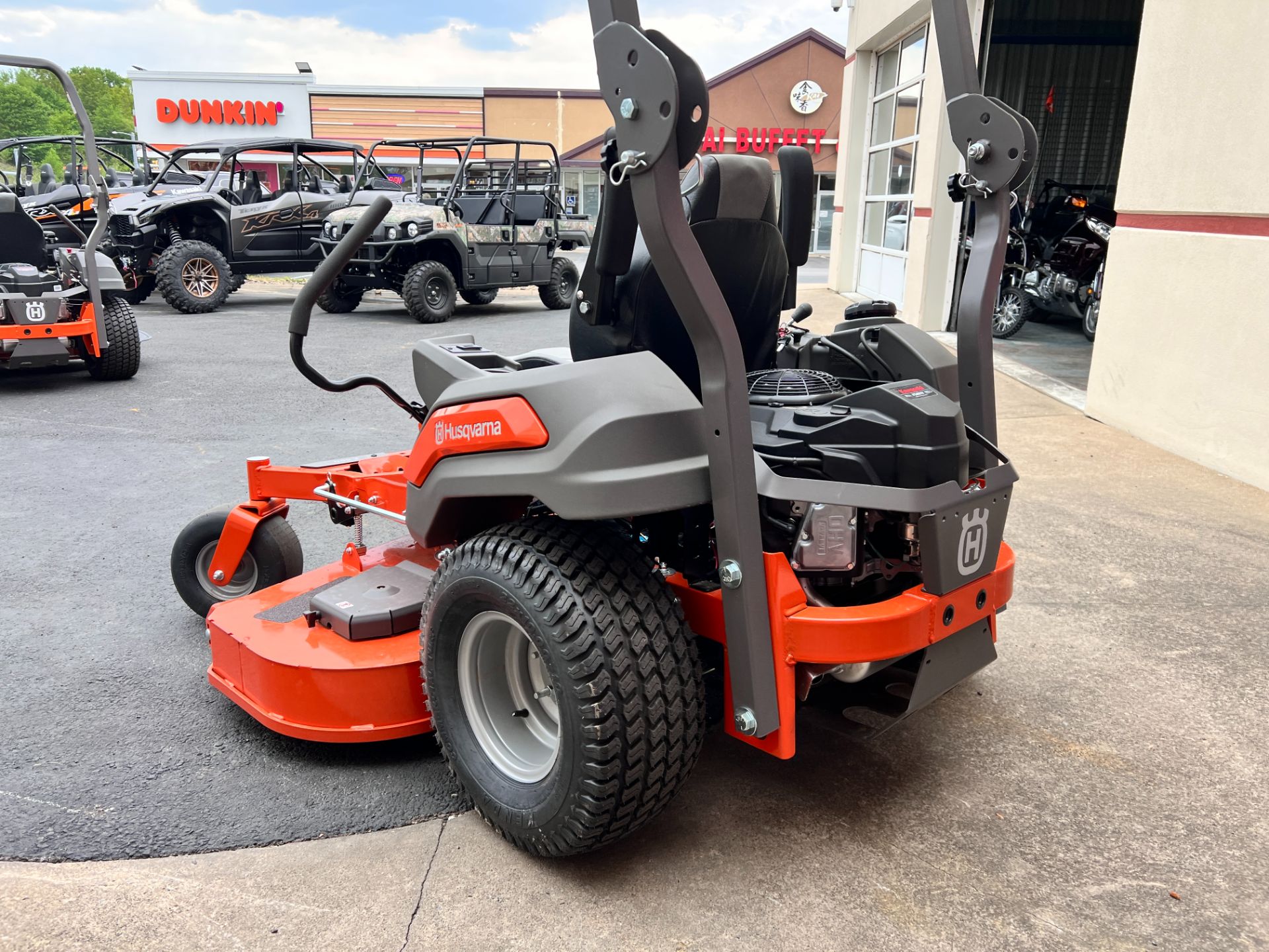 New 2023 Husqvarna Power Equipment Z460 60 in. Kawasaki FS Series 23 hp ...