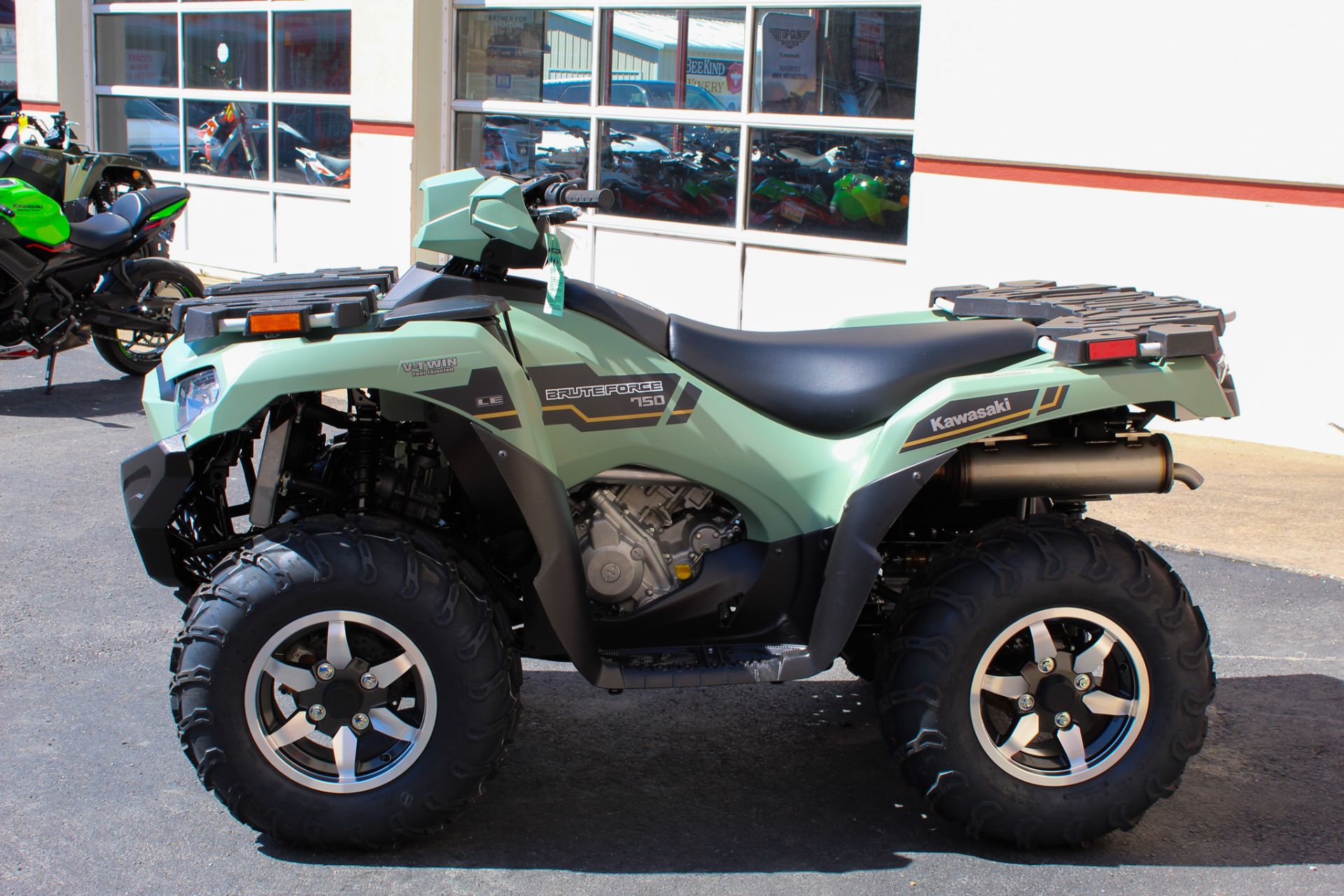 2024 Kawasaki Brute Force 750 LE EPS in Clearfield, Pennsylvania - Photo 5