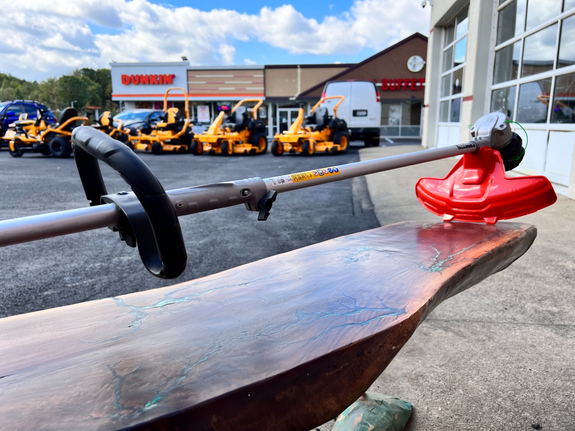 Husqvarna Power Equipment 220iL (battery and charger included) in Clearfield, Pennsylvania - Photo 6