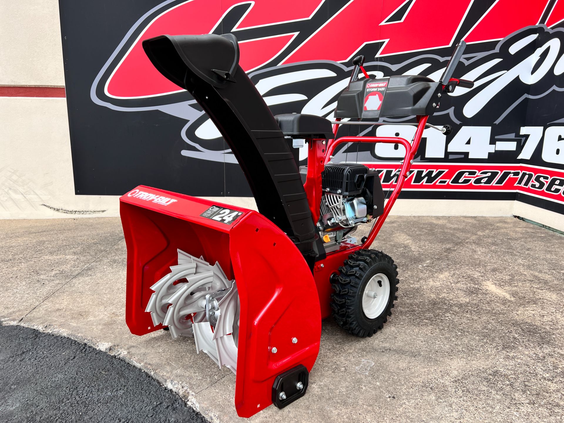 TROY-Bilt Storm 2420 31CS6KN2B66 in Clearfield, Pennsylvania - Photo 9