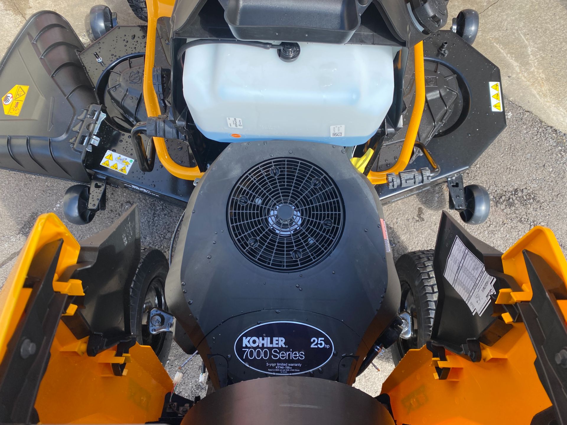 2023 Cub Cadet XT1 GT54 54 in. Kohler 7000 Series FAB 25 hp in Clearfield, Pennsylvania - Photo 10