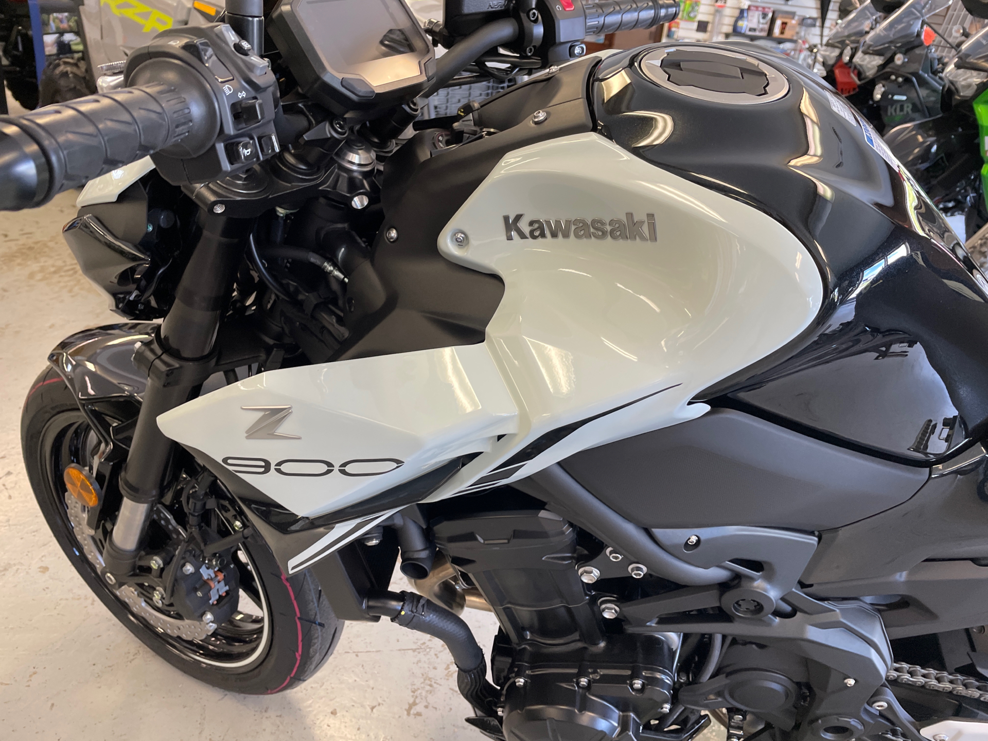 2022 Kawasaki Z900 ABS in Annville, Pennsylvania - Photo 9