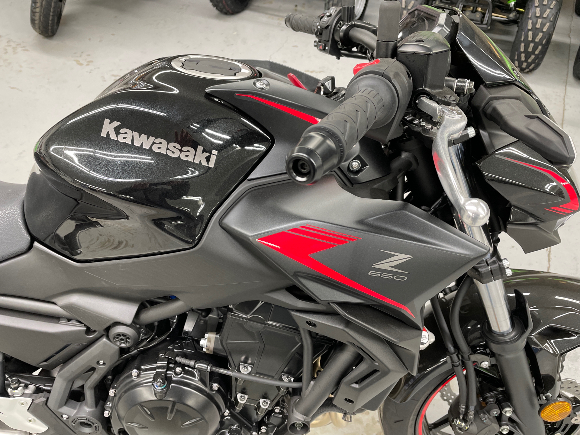 2023 Kawasaki Z650 in Annville, Pennsylvania - Photo 2